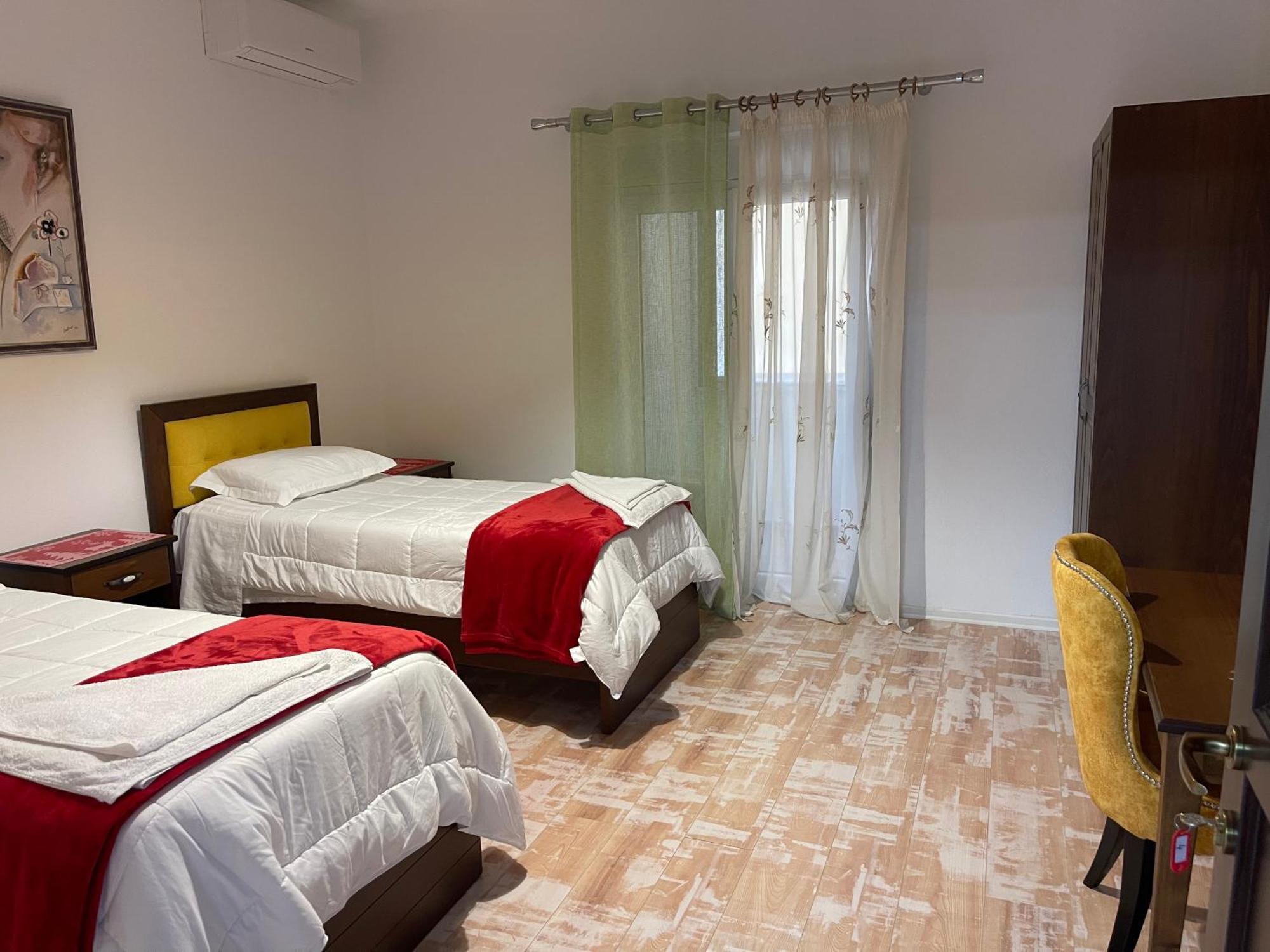 Hotel Vila C Plus Plus Berat Exterior photo